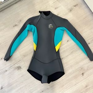 O'Neill Women's Bahia 2mm long sleeve spring wet suit